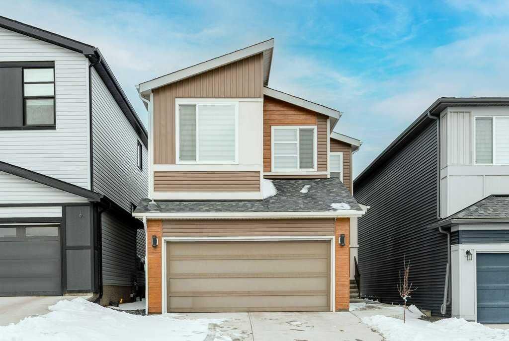 Property Photo: 13 Calhoun Crescent NE AB T3P 1X8