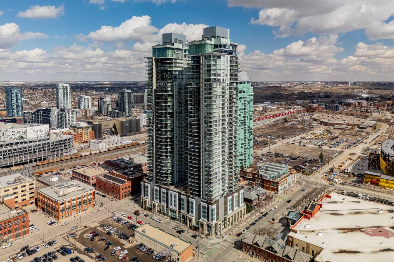 Property Photo: 1188 3 Street SE 2906 AB T2G 1H7