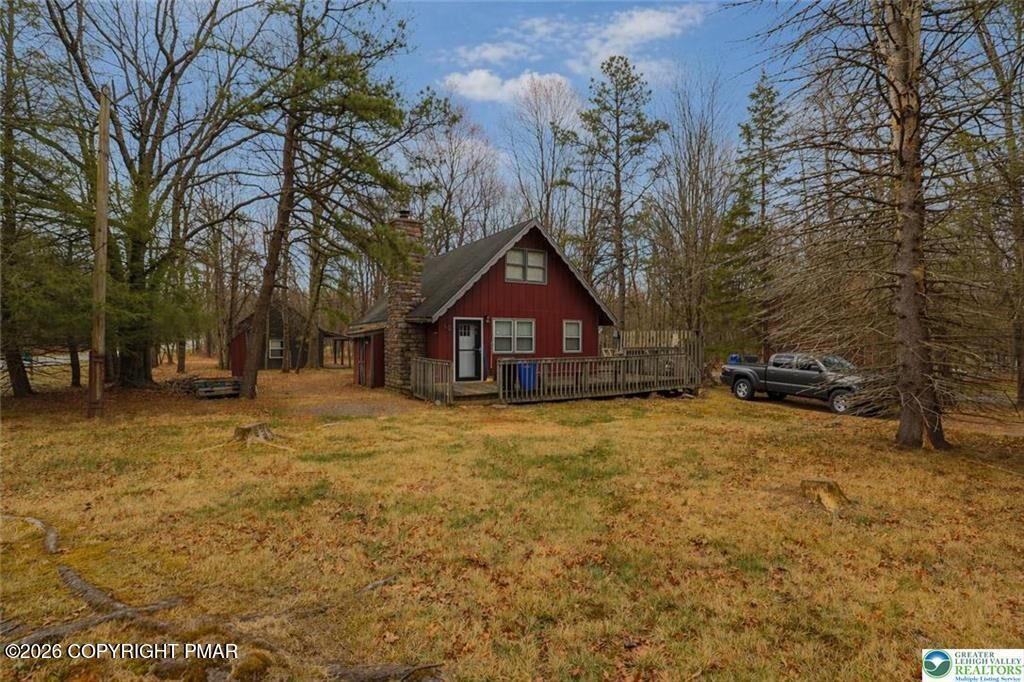 Property Photo: 170 Fern Ridge Road PA 18610