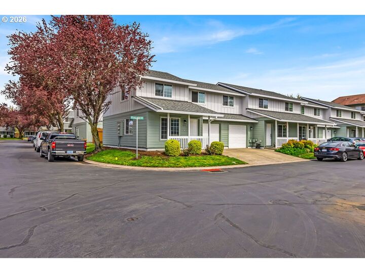 Property Photo:  6211 SE Polaris Way  OR 97123 