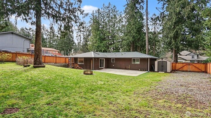 Property Photo:  18604  68th Street  WA 98391 