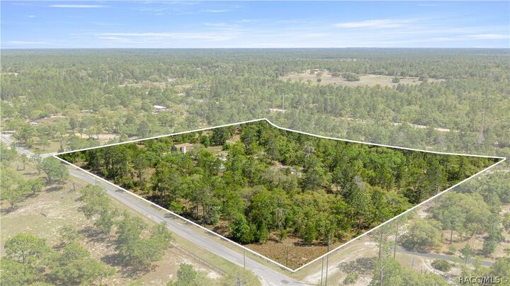 Property Photo: 5300 W Cedar Hill Street FL 34433