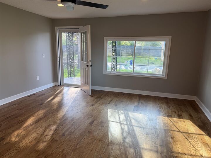 Property Photo:  512 Bell Street  KY 42134 