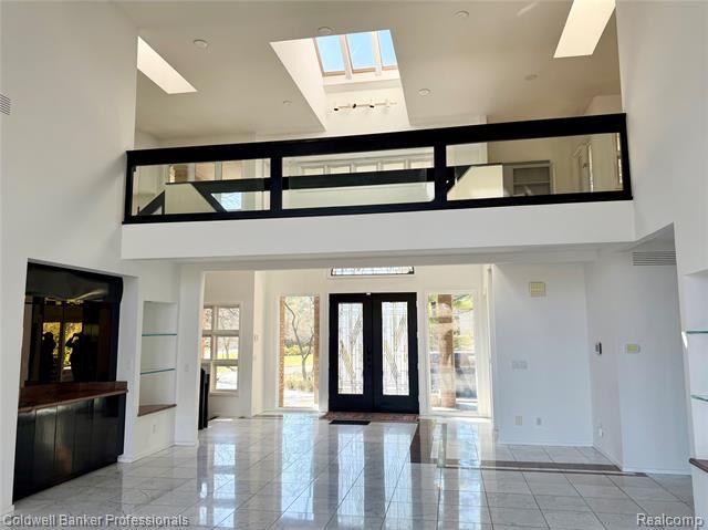 Property Photo: 4692 W Wickford MI 48302