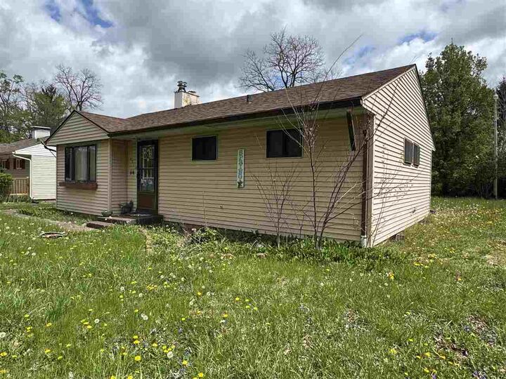 Property Photo:  321 S 32nd Street  IN 47374 