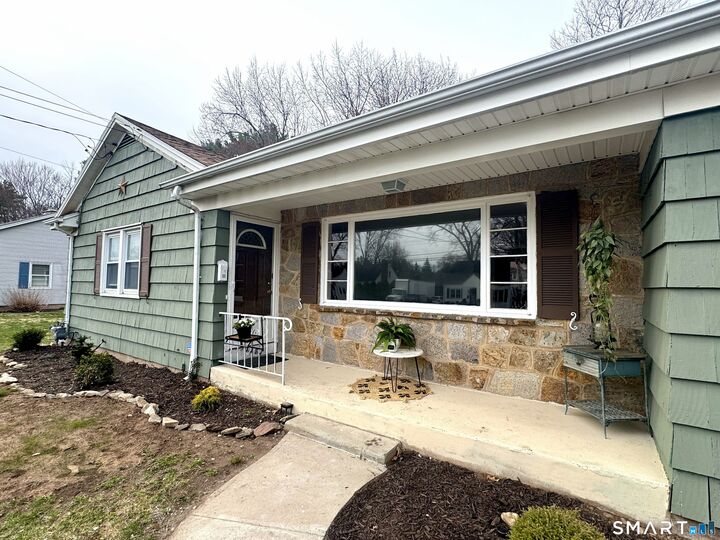 Property Photo:  677 Middle Turnpike West  CT 06040 