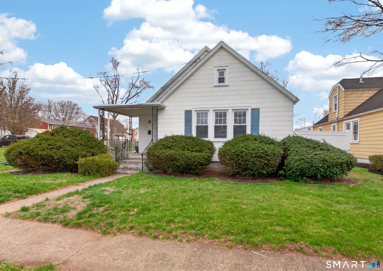 Property Photo:  65 Elm Street  CT 06512 