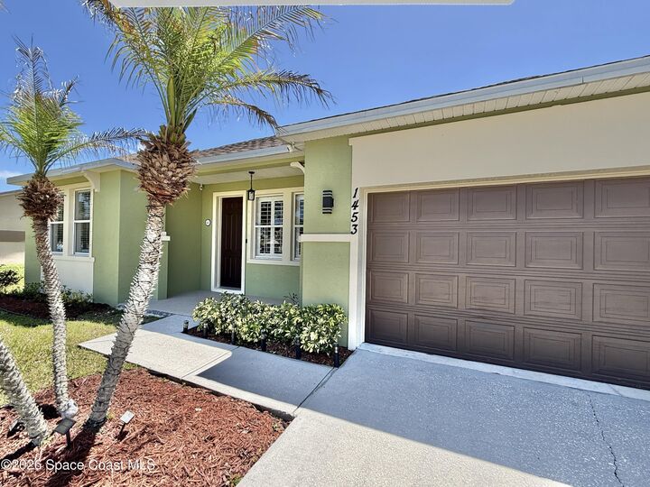 Property Photo:  1453 Santa Anna Street SE  FL 32909 