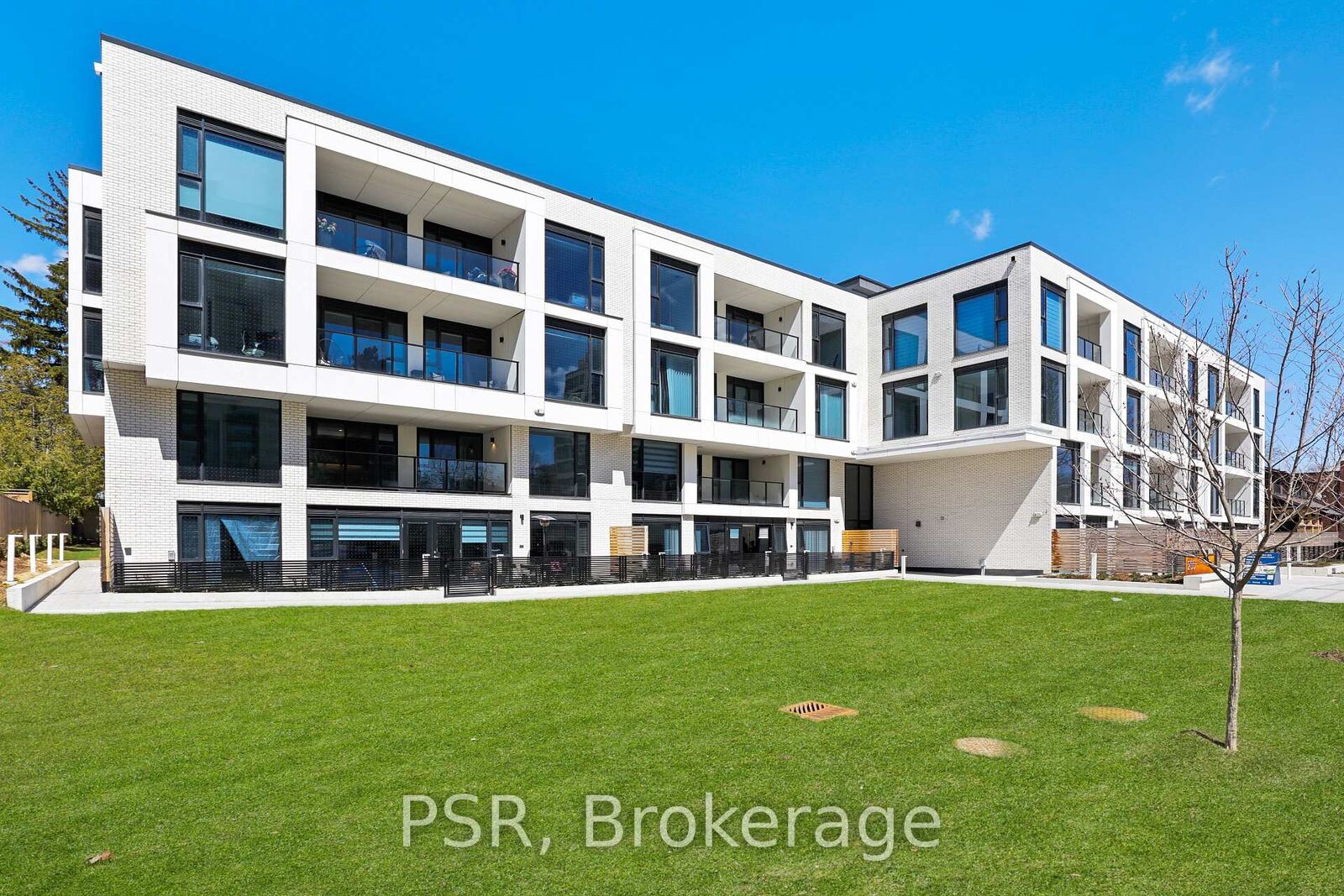 Property Photo: 200 Keewatin Avenue 304 ON M4P 1Z8