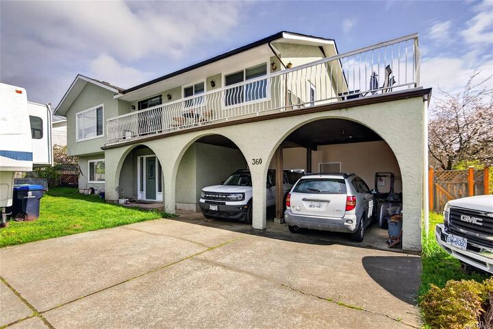 360 Back Rd — photo 1
