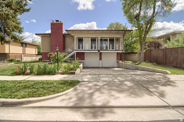 Property Photo:  4285 S 390 E  UT 84107 