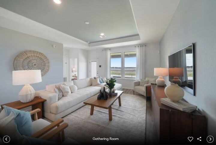 Property Photo:  198 Rubber Tree Way  TX 78610 