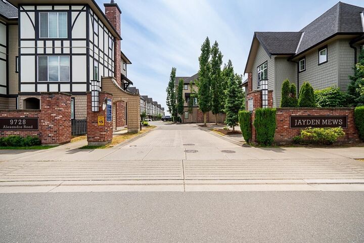 9728 Alexandra Road 49 — photo 1