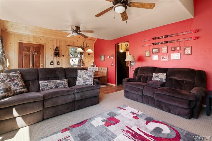 Property Photo: 44 Lakeview CA 92333