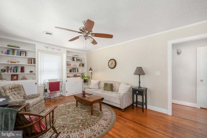 Property Photo: 120 McLaws Street E VA 22408