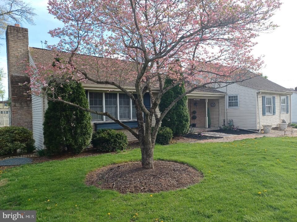 Property Photo:  7666 Lincoln Highway  PA 17301 