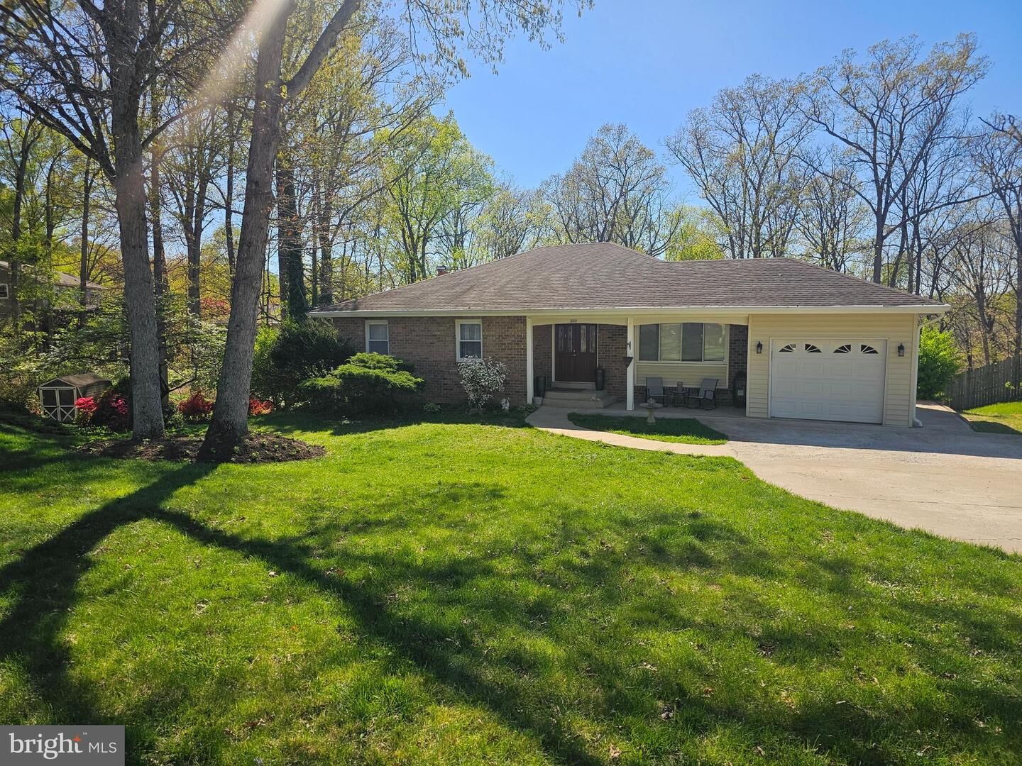 Property Photo:  2211 Dockside Court  VA 22192 