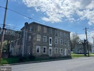 Property Photo:  102 E Penn Street  PA 19534 