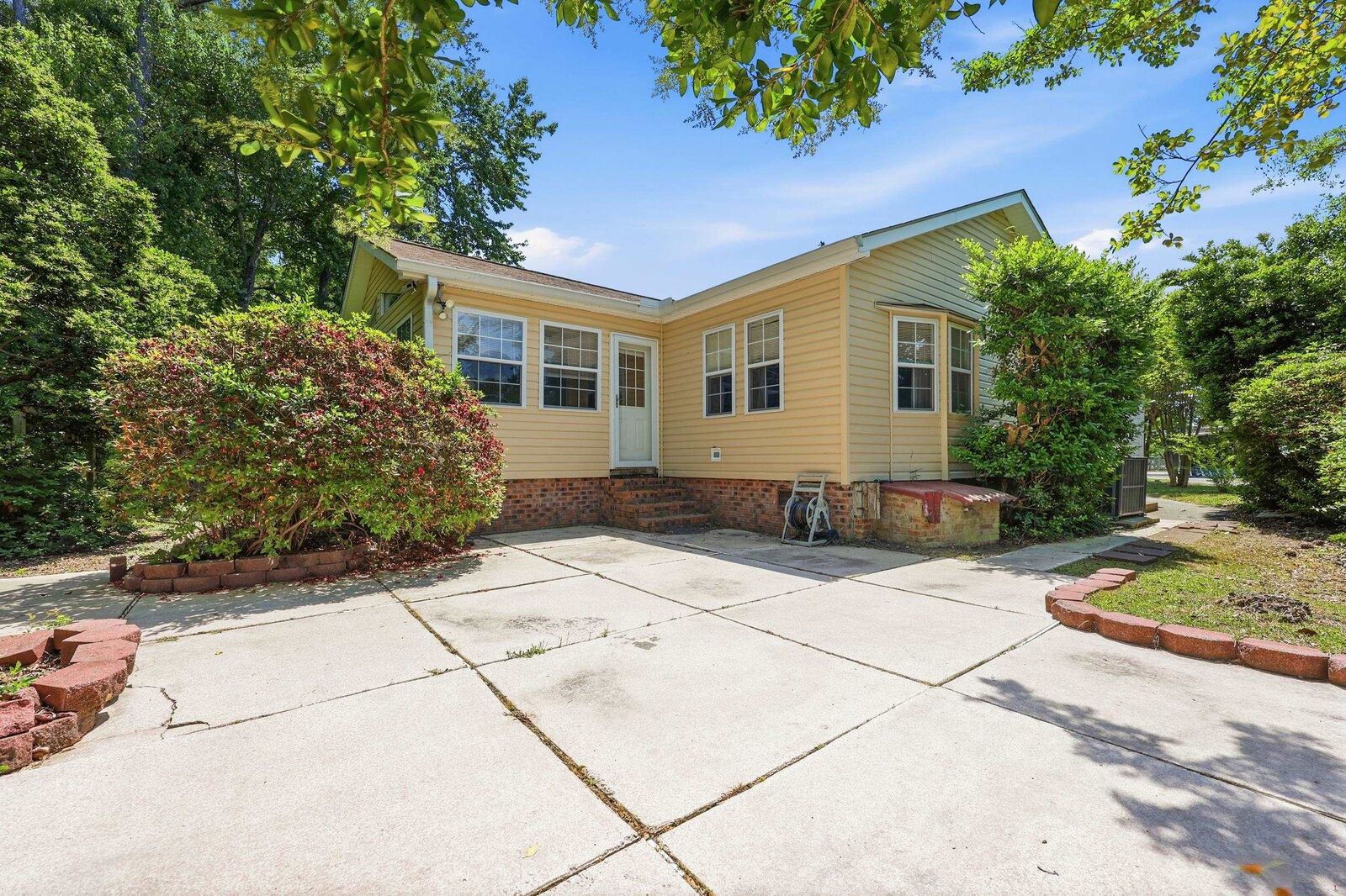 Property Photo: 613 Reef Ct. SC 29588