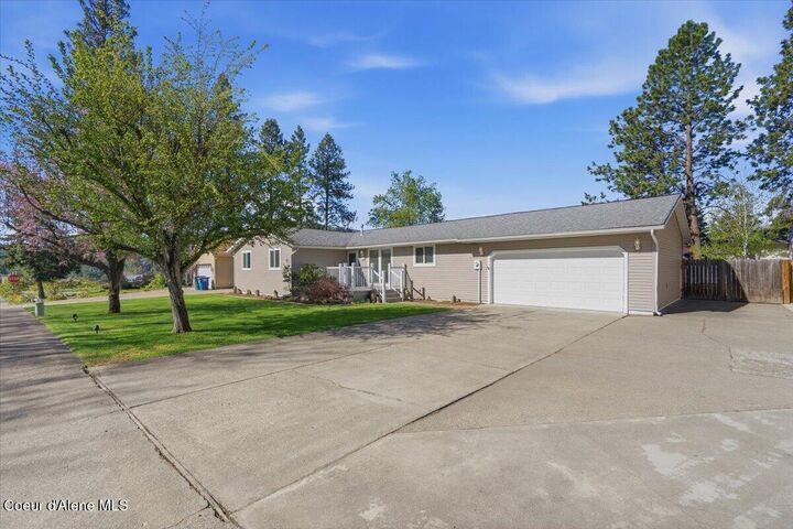 Property Photo:  416 S Timber Ln  ID 83854 