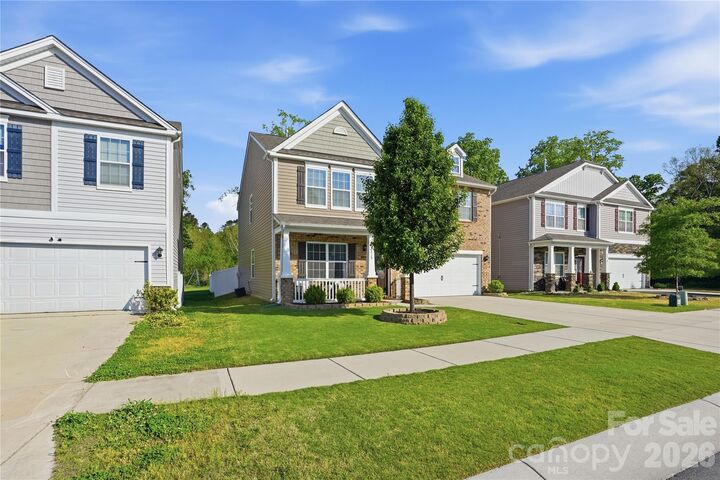 Property Photo:  3215 Aransas Road  NC 28214 