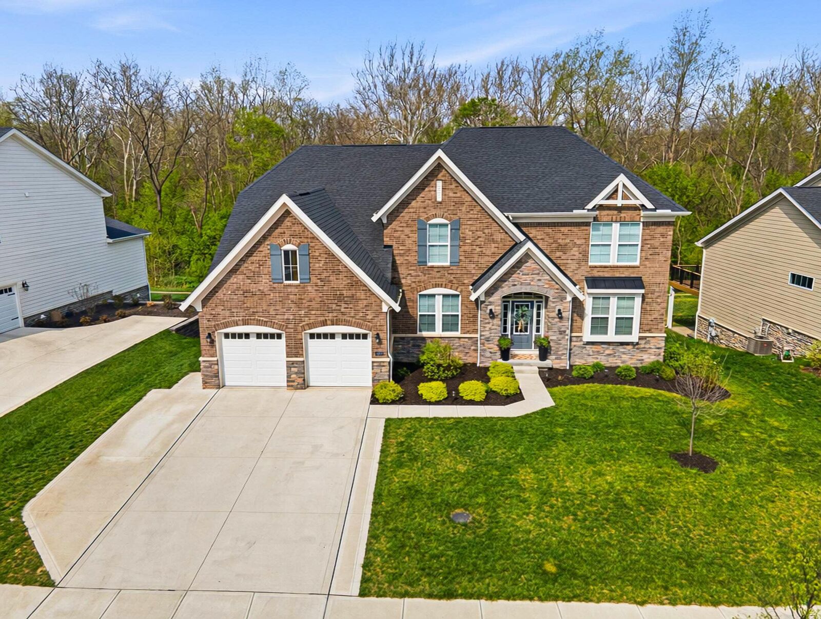 Property Photo:  6007 Willow Aster Glen  OH 43123 