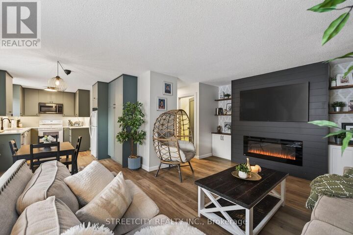 Property Photo:  282 Homestead Crescent  ON N6G 2E5 