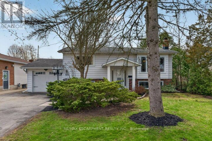 Property Photo:  111 Mill Street  ON L0R 2A0 