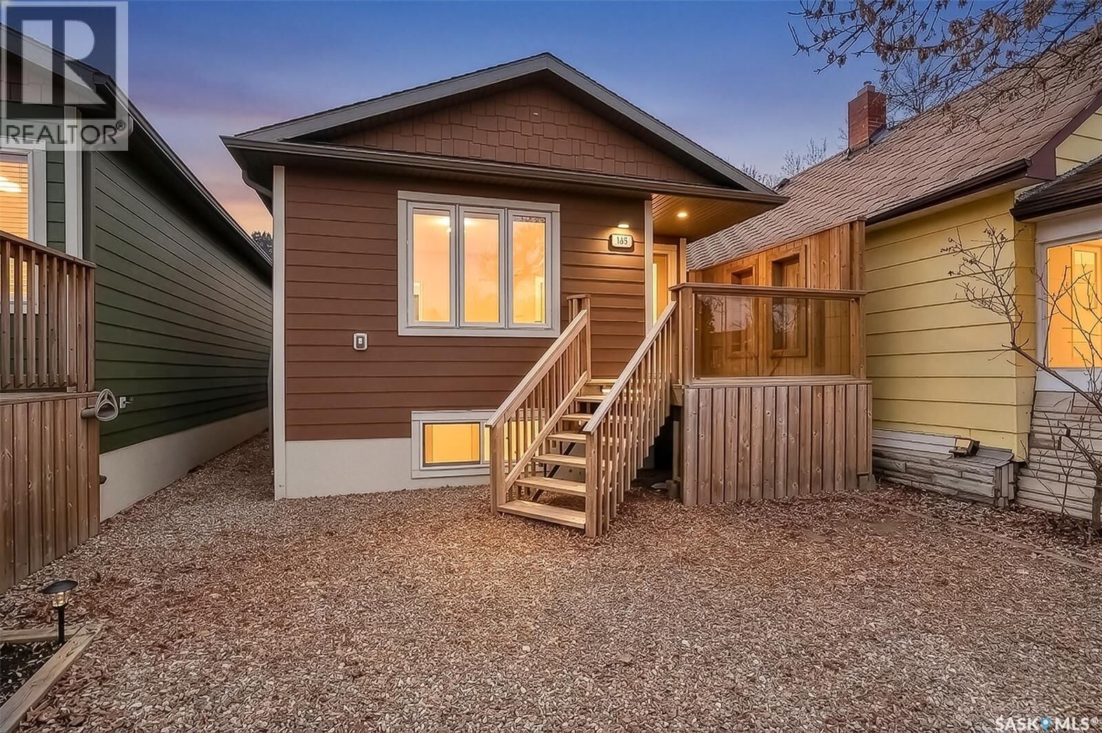 Property Photo:  915 Athabasca Street E  SK S6H 0M8 