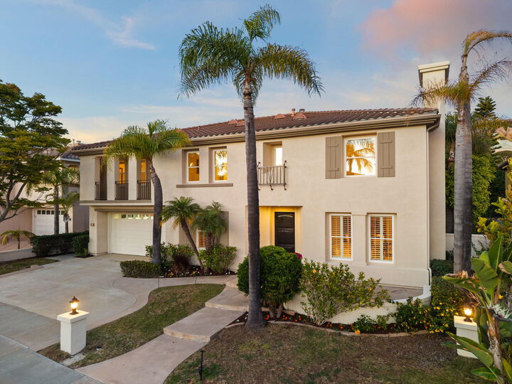 Property Photo:  6584 Coneflower  CA 92011 