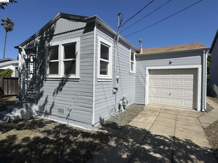Property Photo:  220 13th St  CA 94590 