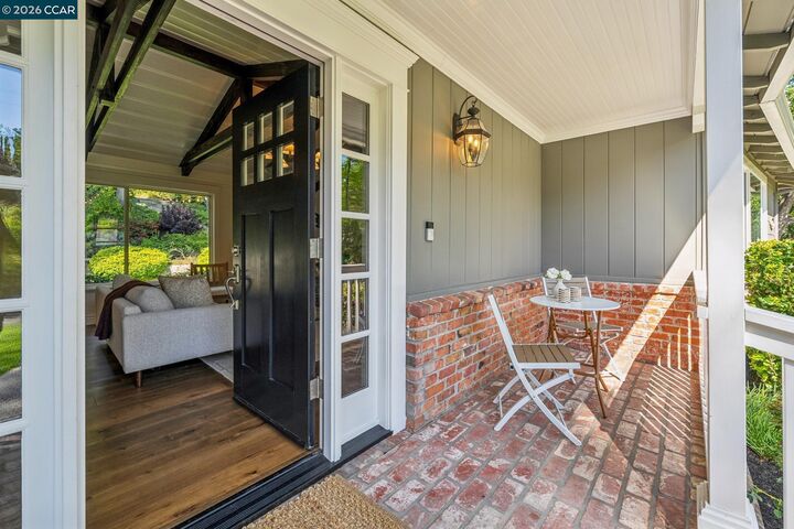 Property Photo:  2148 Ward Dr  CA 94596 