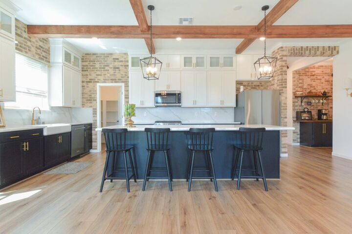 Property Photo:  668 Rock Crest Avenue  CA 93636 