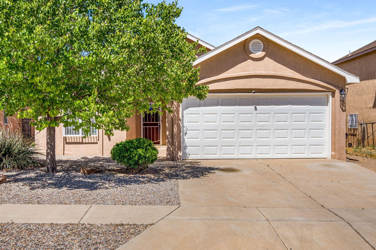 Property Photo:  6815 Calle Cielo SW  NM 87121 