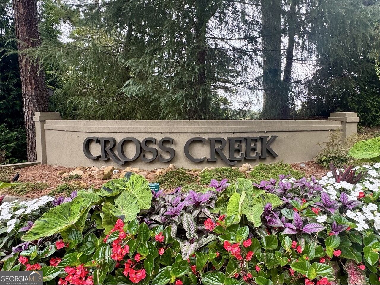 Property Photo:  102 Rosaire Place NW  GA 30327 