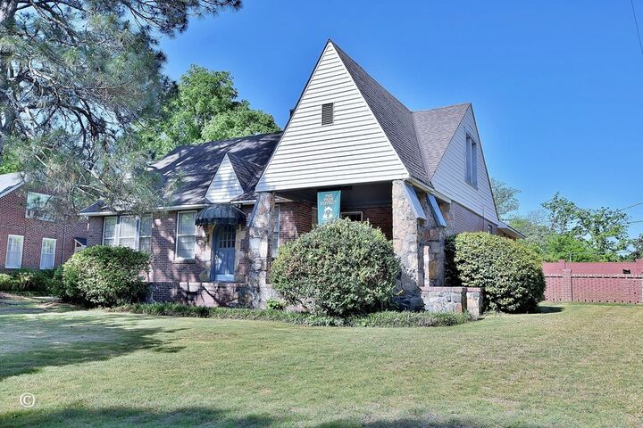 Property Photo:  2715 17th Avenue  GA 31901 