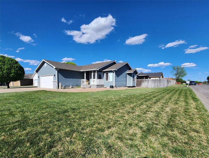 Property Photo: 2800 N Country Acres Court KS 67801
