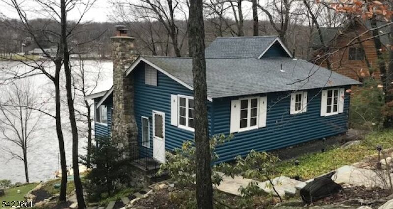 Property Photo:  1193 Lakeside Dr E  NJ 07422 