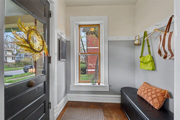 Property Photo: 905 18th Street IA 50314