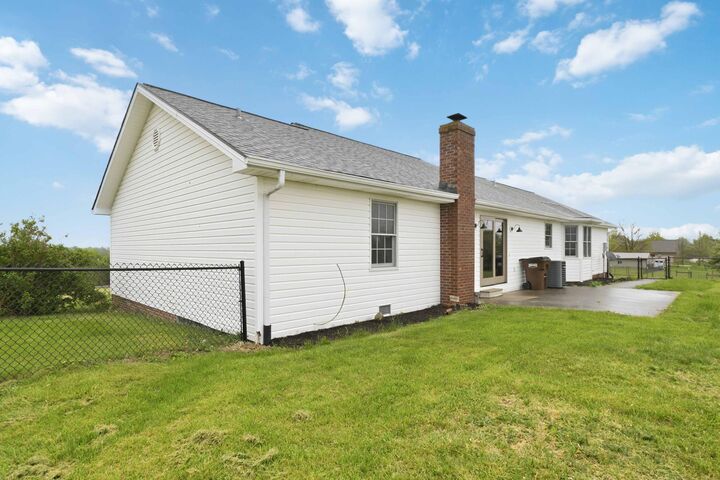 Property Photo:  41 Tuggle Road  KY 40422 