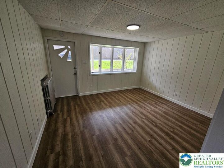 Property Photo:  103 W Miner Street  PA 18218 