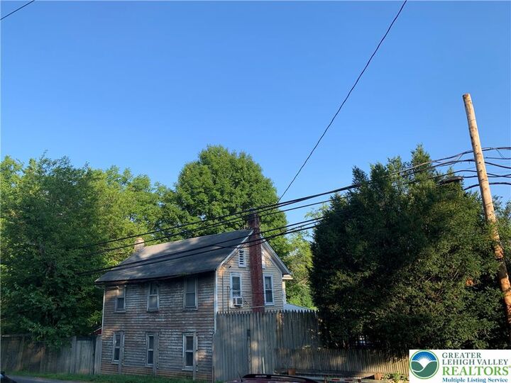 Property Photo:  6236 Neola Road  PA 18360 