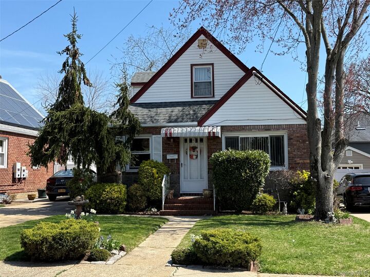 Property Photo: 495 Harding Avenue NY 11552