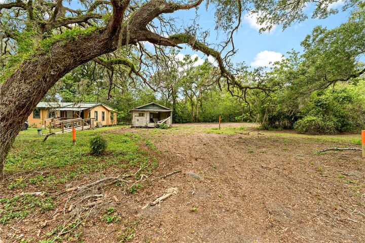 Property Photo:  40611 Otis Allen Road  FL 33540 