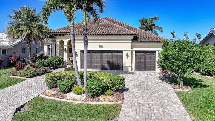 Property Photo:  849 Napoli Lane  FL 33950 