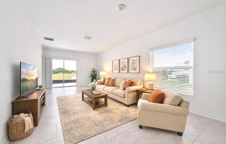 Property Photo:  573 Bell Prairie Circle  FL 33859 