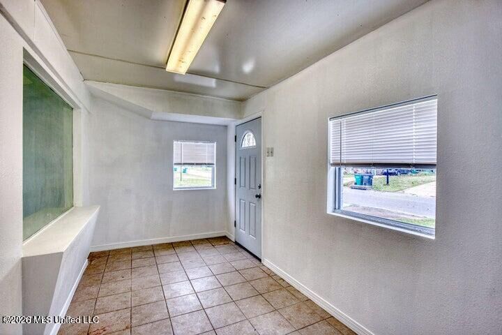 Property Photo:  6616 Columbus Circle  MS 39564 