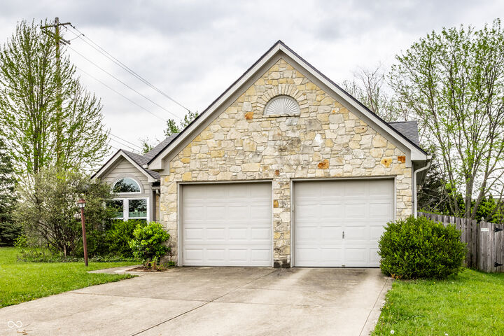 Property Photo:  3239 Village Park North Drive  IN 46033 