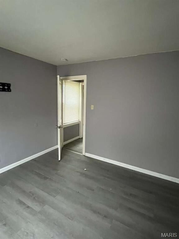 Property Photo:  417 Mueller Avenue  MO 63135 