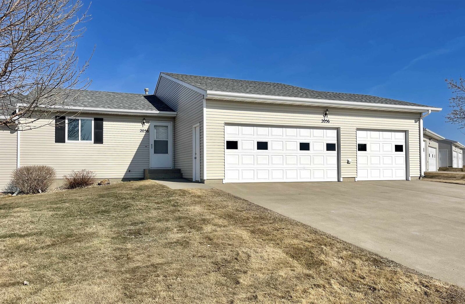 Property Photo:  2056 14th St NW  ND 58703 
